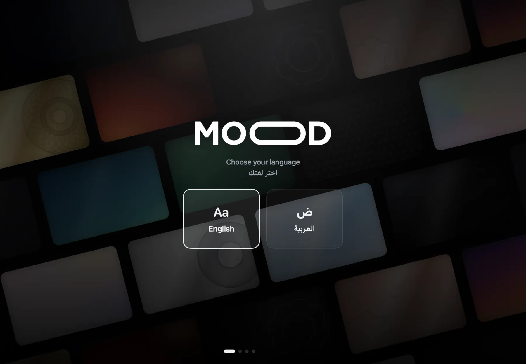 CardMood welcome screen with English and Arabic language choice